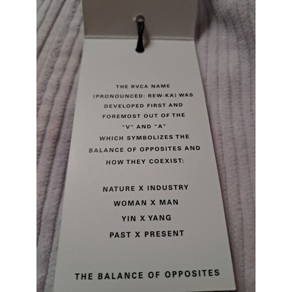 RVCA Women's Daylight Corduroy Shorts NWT Size Small With Pockets - Picture 4 of 6